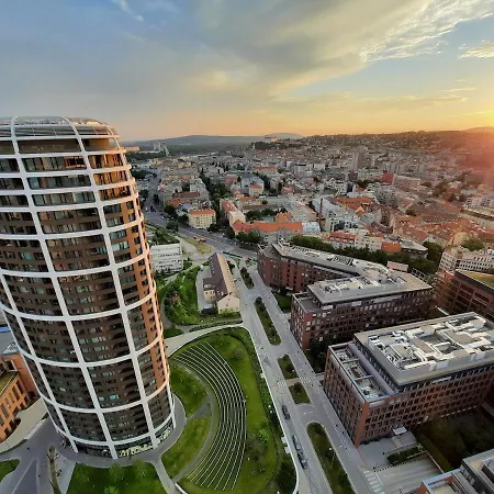 18th Floor Skyline View With Fireplace And Free Parking * Μπρατισλάβα